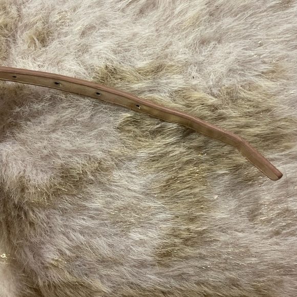 Elegant Gold Bow Belt - Picture 14 of 16